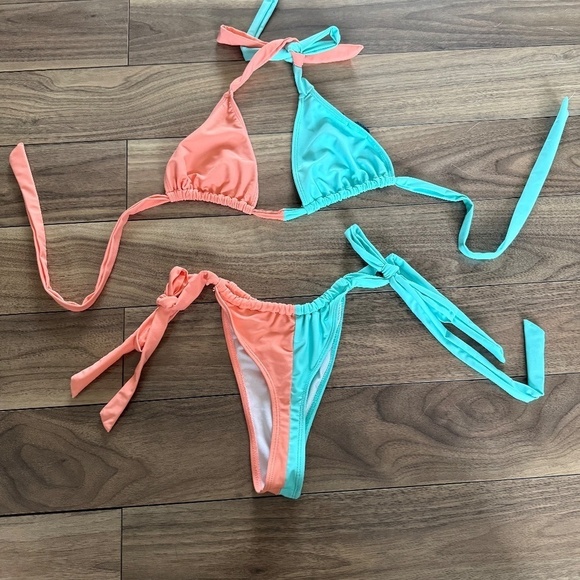 Nasty Gal Color Block Tie-Up Bikini | Size 6 | Light Pink & Light Blue - Picture 3 of 5
